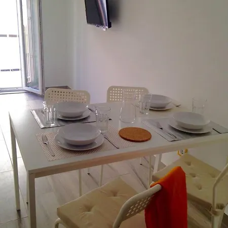 One Bedroom With Wifi At 3 Km Away From The Beach *