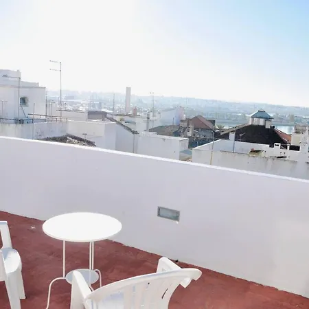 Appartement One Bedroom With Wifi At 3 Km Away From The Beach *